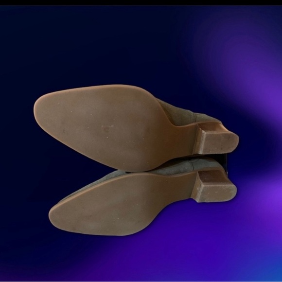 💥Cole Haan Suede Hadlyn Bootie💥 - Picture 5 of 5